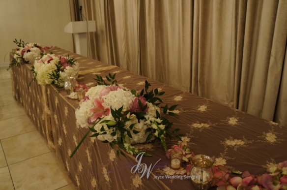 rosewater purple arrangements table cloth overlay  (2)